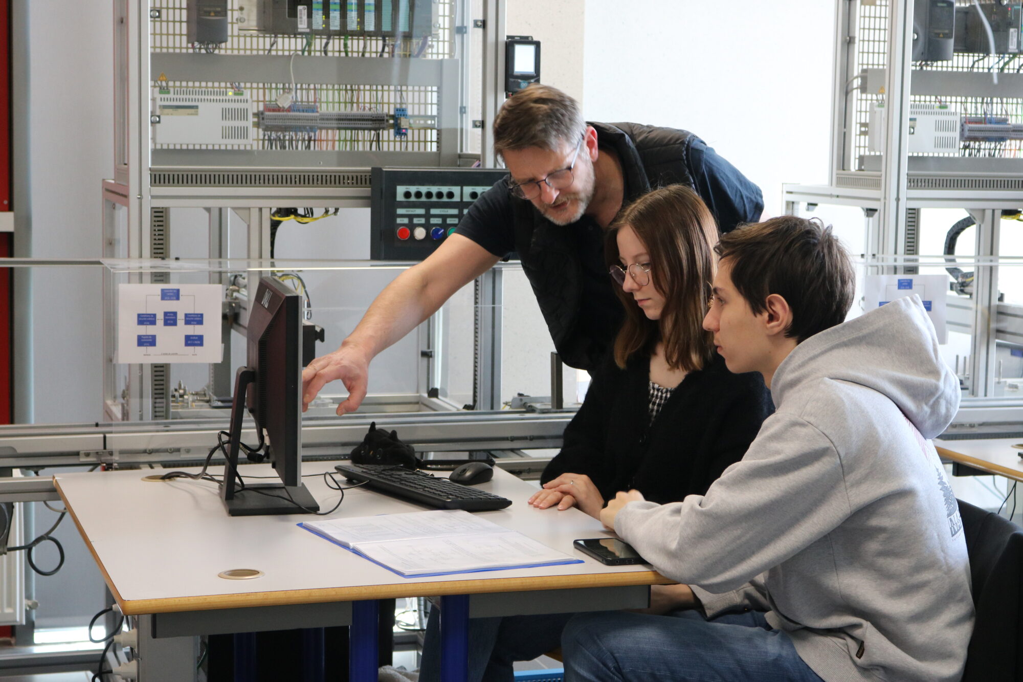 Etudiants en TP Automatique
